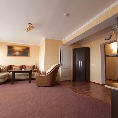 Hotel Prietenia Bender المظهر الخارجي الصورة