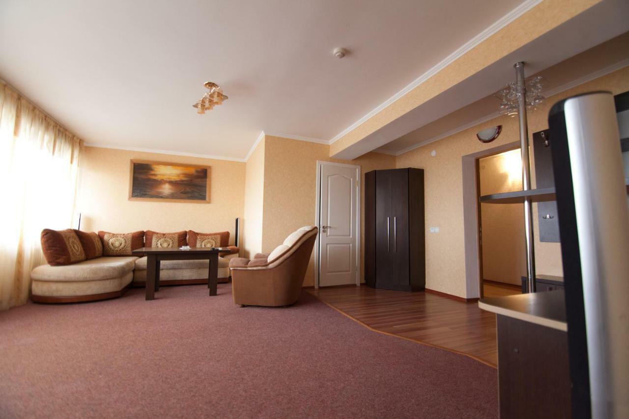 Hotel Prietenia Bender المظهر الخارجي الصورة